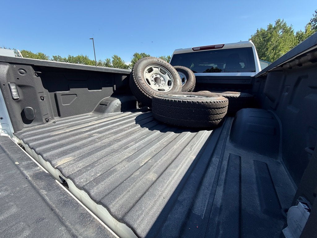 2024 GMC Sierra 2500 HD Pro