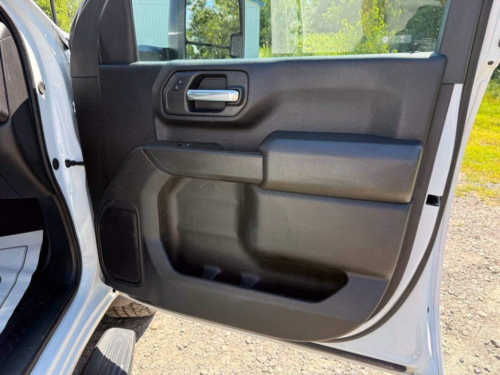 2024 GMC Sierra 2500 HD Pro