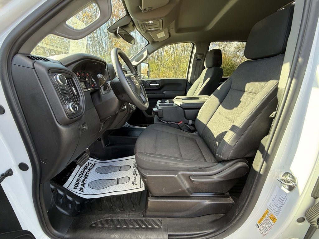 2024 GMC Sierra 2500 HD Pro