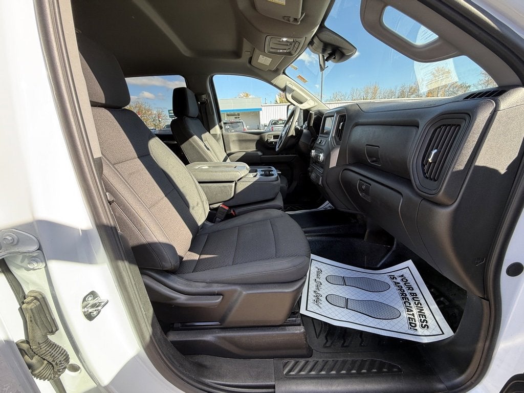 2024 GMC Sierra 2500 HD Pro