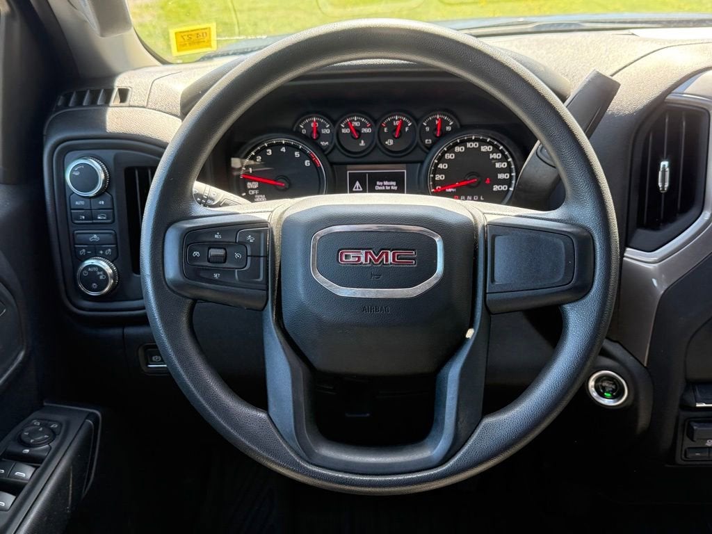 2023 GMC Sierra 1500 Pro
