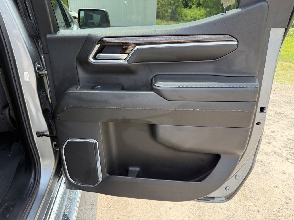 2024 GMC Sierra 1500 SLE