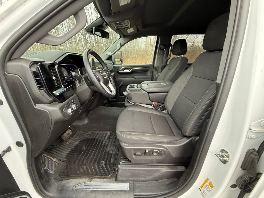 2024 GMC Sierra 1500 SLE