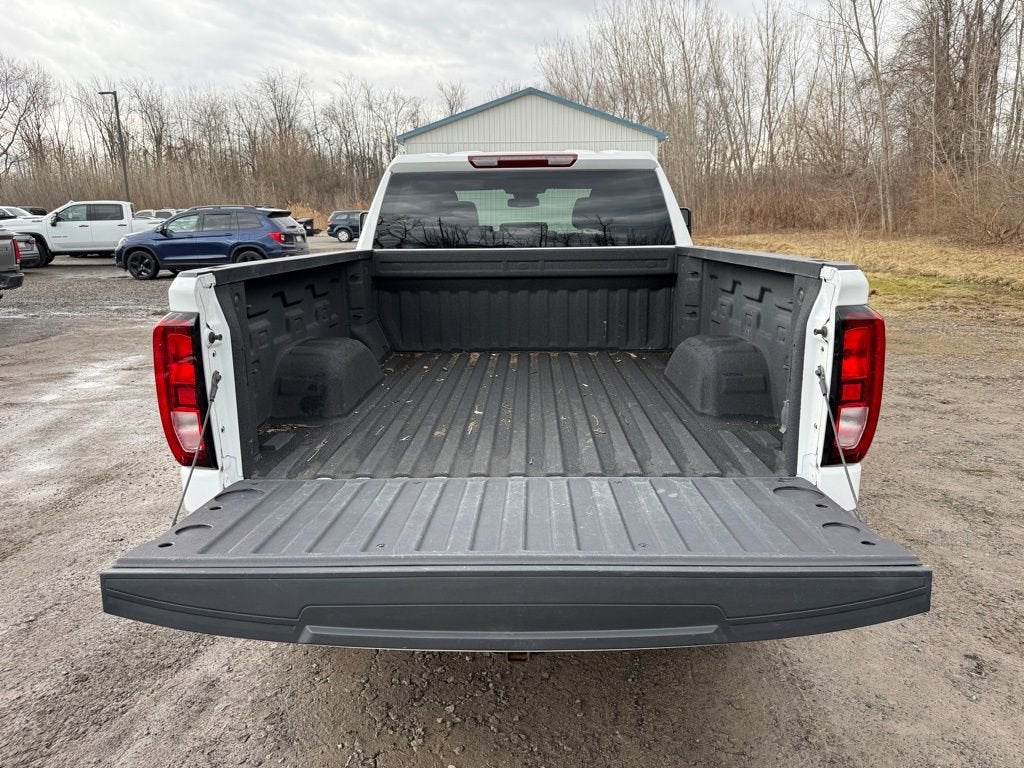 2024 GMC Sierra 1500 SLE