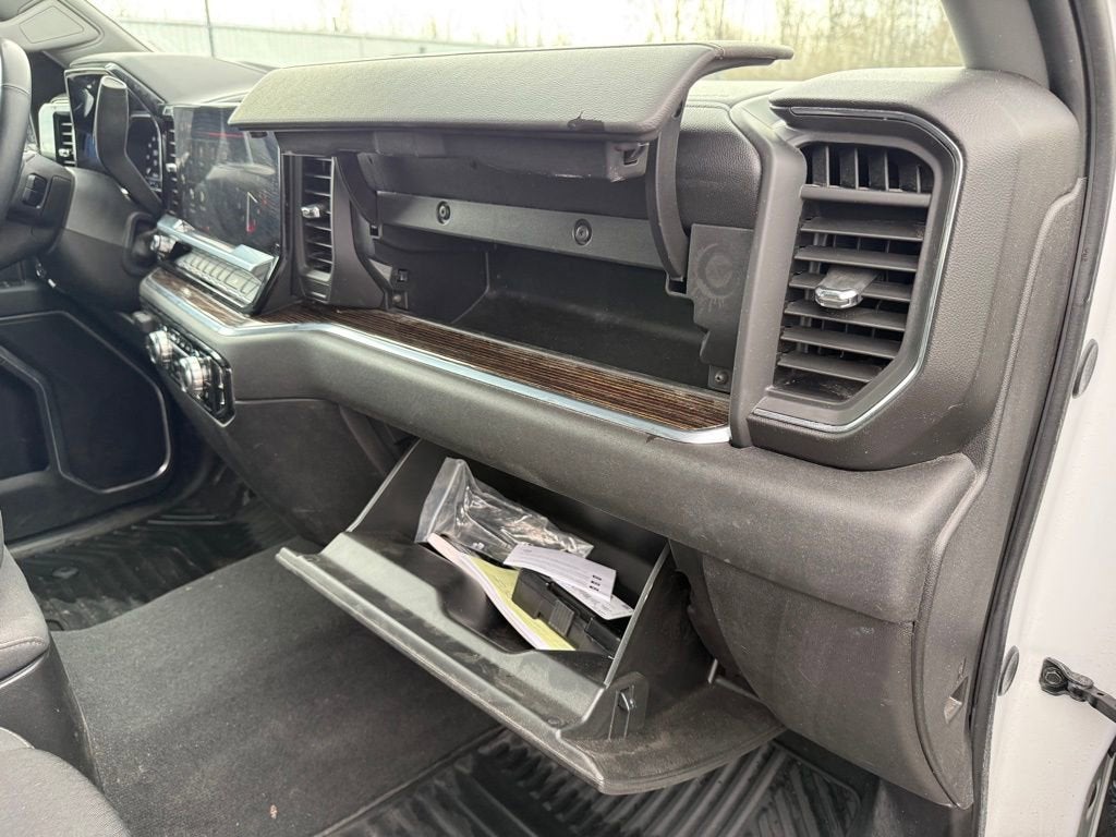 2024 GMC Sierra 1500 SLE