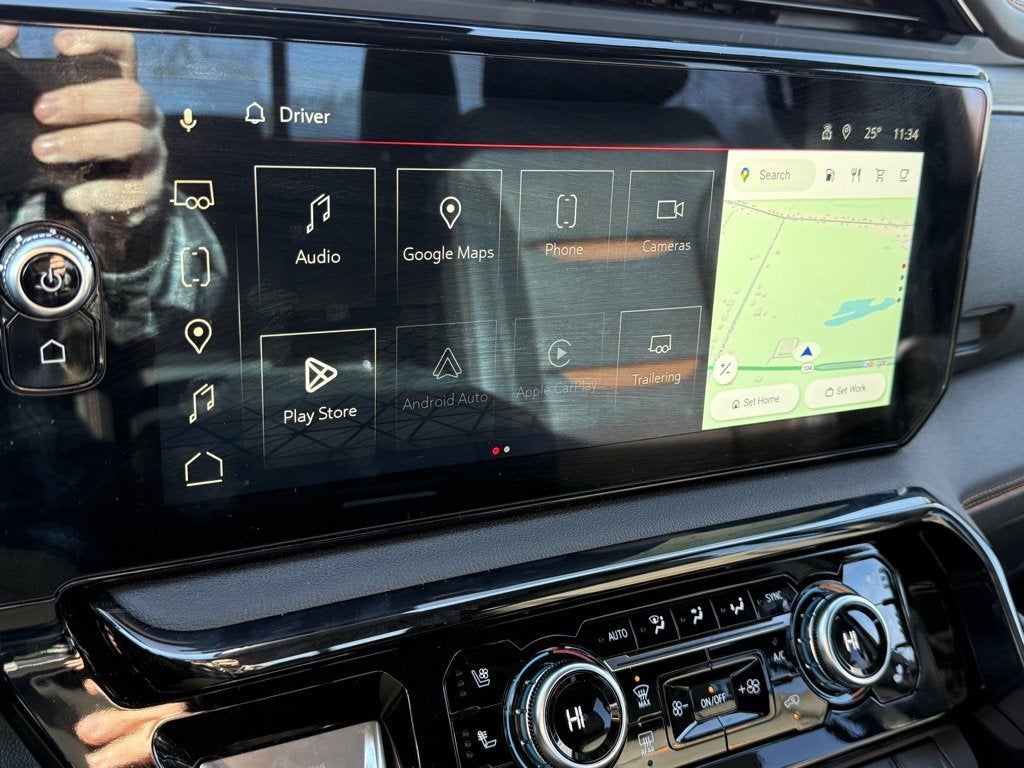 2025 GMC Sierra 1500 AT4