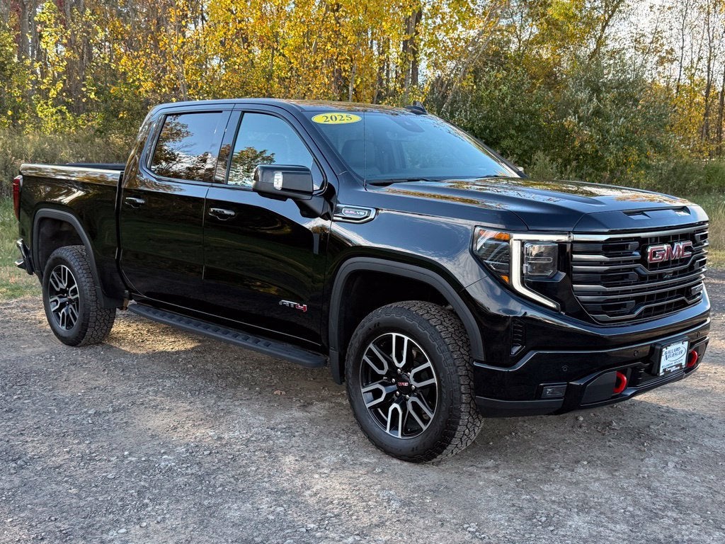 2025 GMC Sierra 1500 AT4