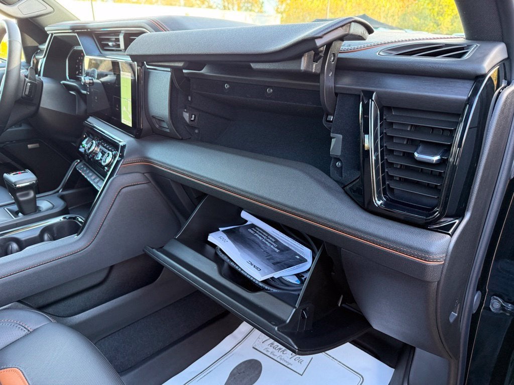 2025 GMC Sierra 1500 AT4