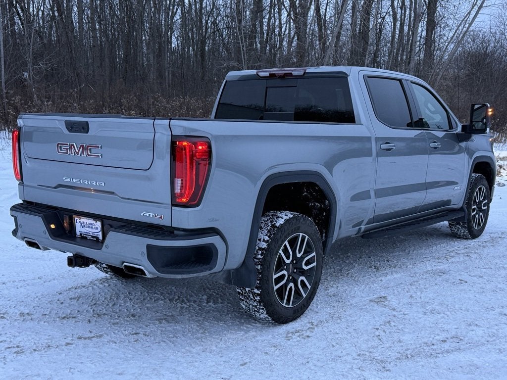 2025 GMC Sierra 1500 AT4