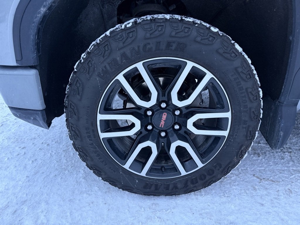 2025 GMC Sierra 1500 AT4
