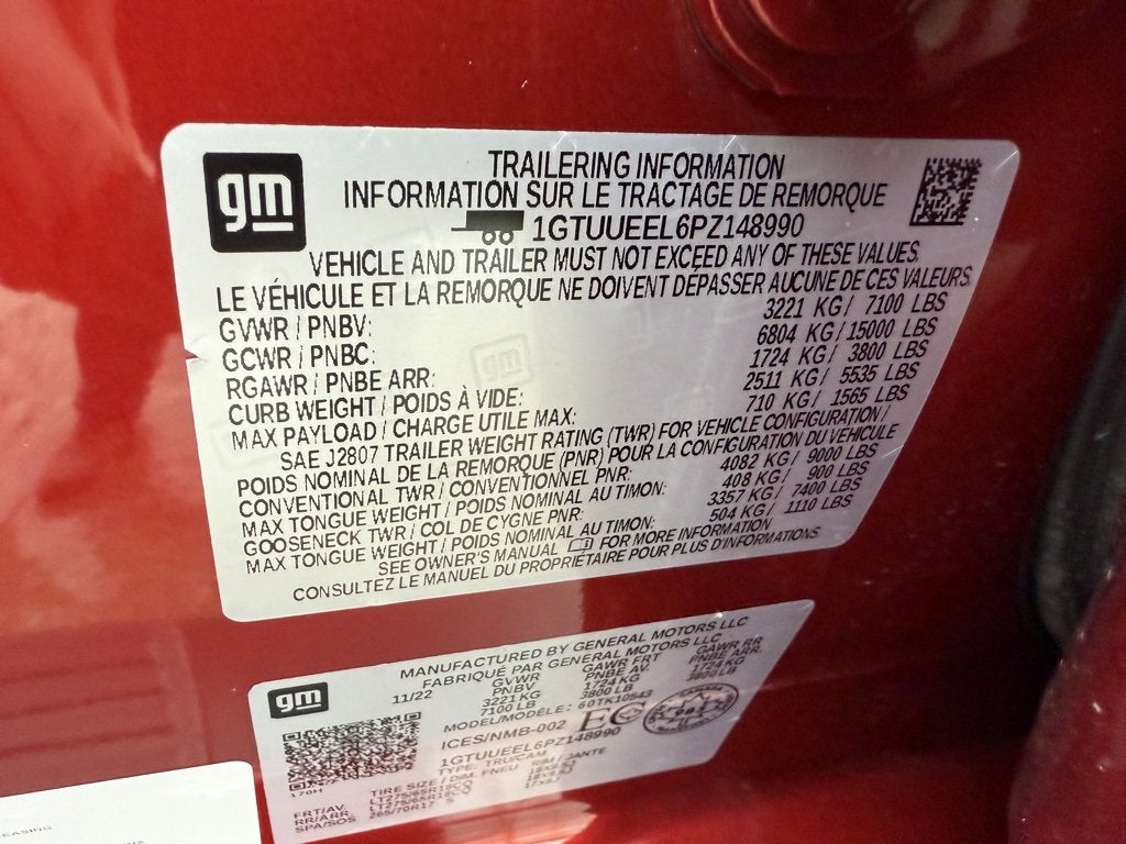 2023 GMC Sierra 1500 AT4