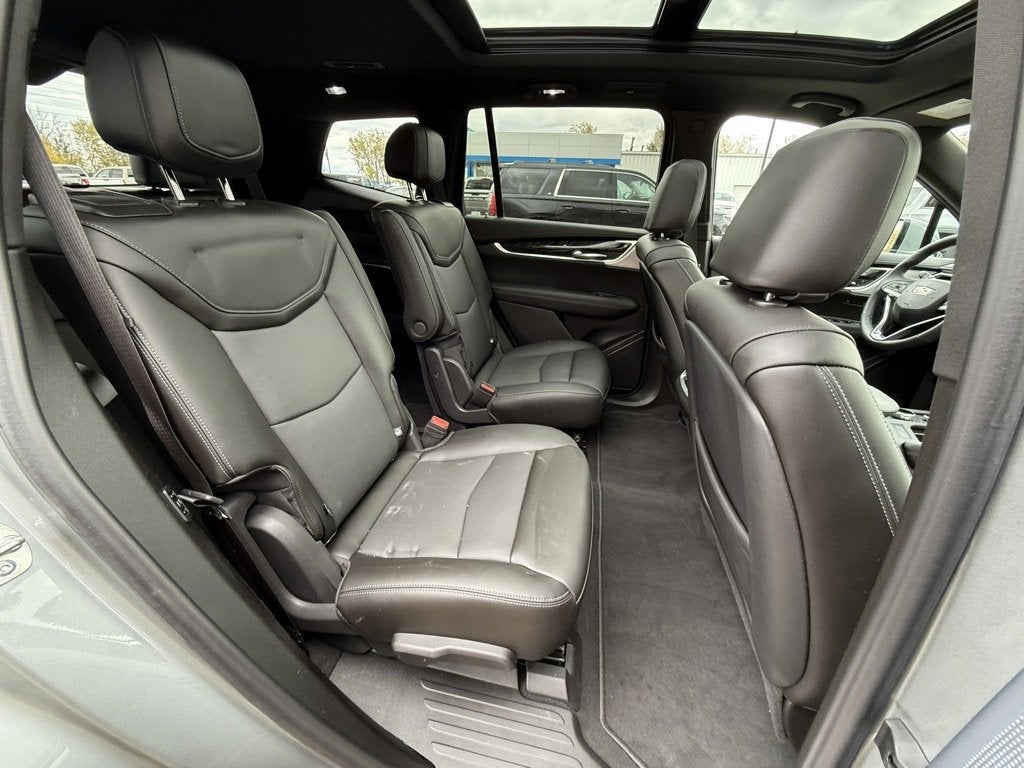 2025 Cadillac XT6 Premium Luxury