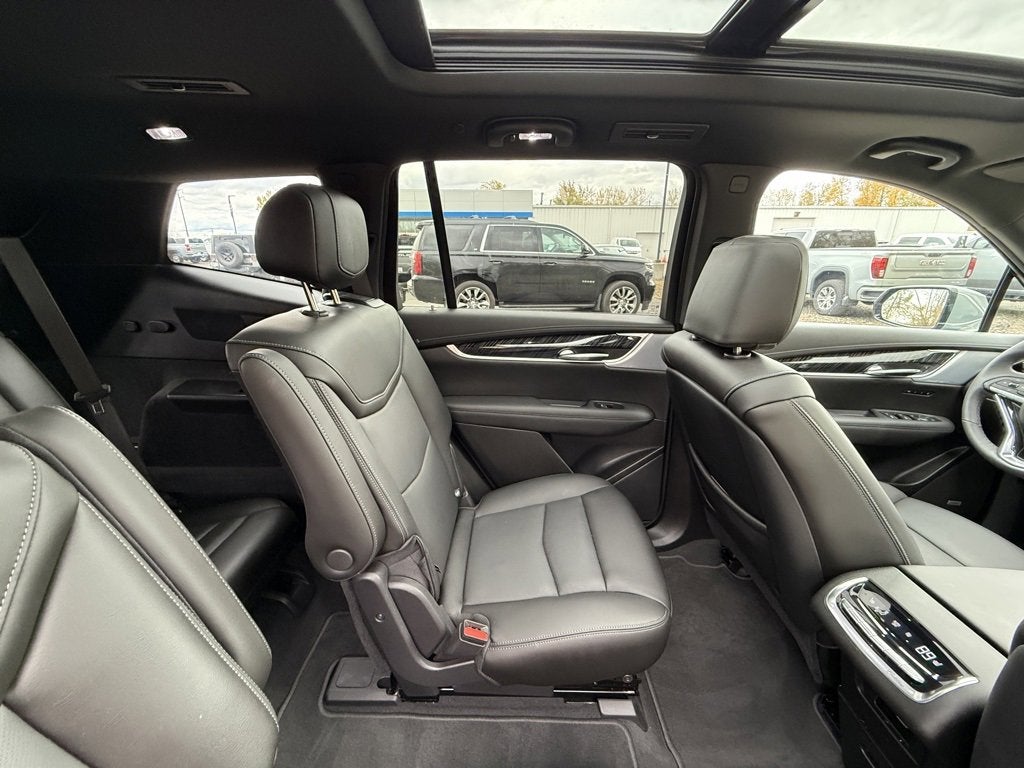 2025 Cadillac XT6 Premium Luxury