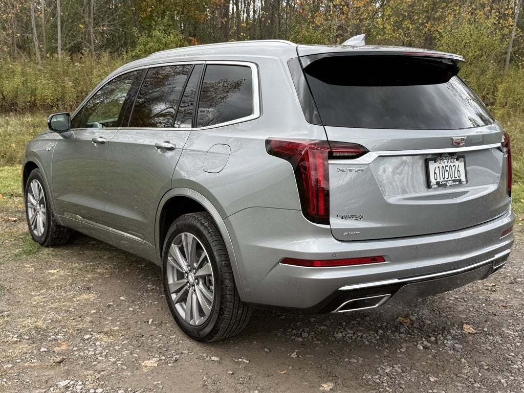 2025 Cadillac XT6 Premium Luxury