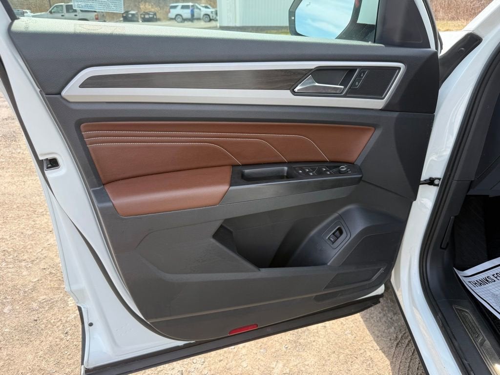 2021 Volkswagen Atlas 3.6L V6 SE w/Technology