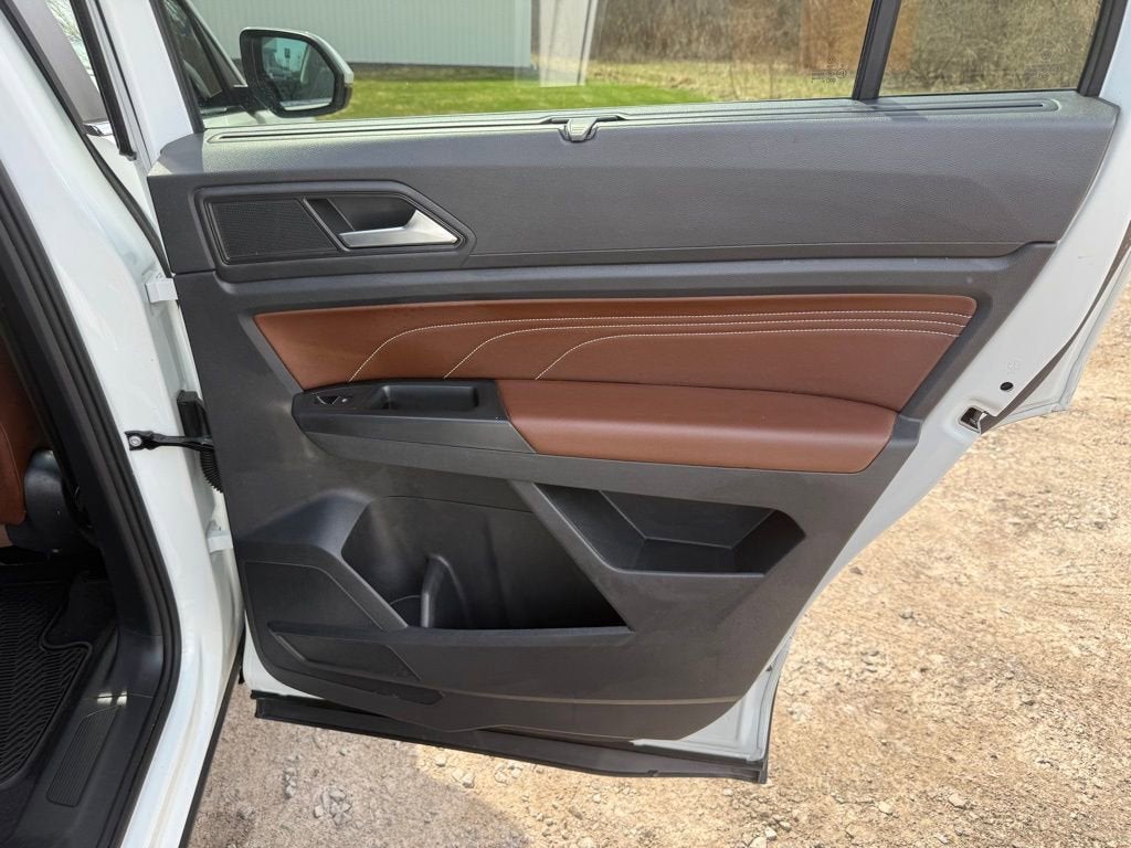 2021 Volkswagen Atlas 3.6L V6 SE w/Technology