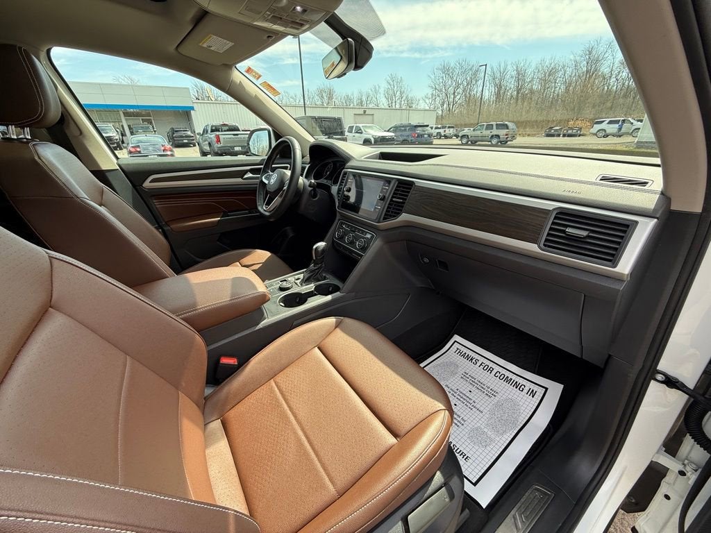 2021 Volkswagen Atlas 3.6L V6 SE w/Technology