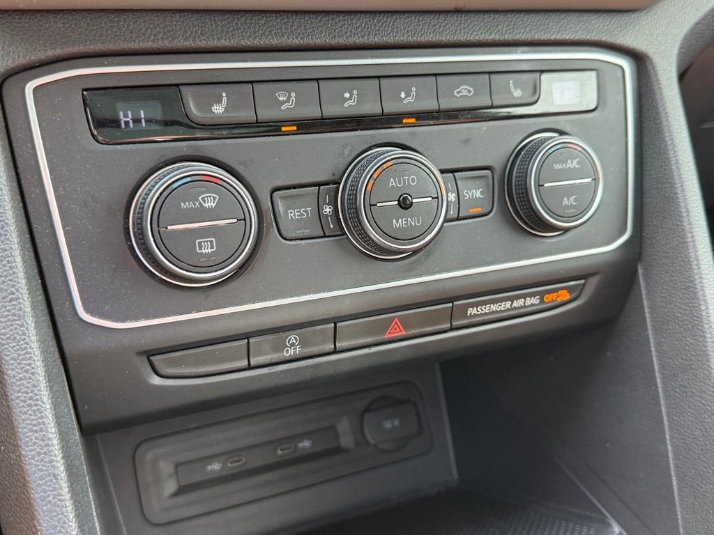 2021 Volkswagen Atlas 3.6L V6 SE w/Technology