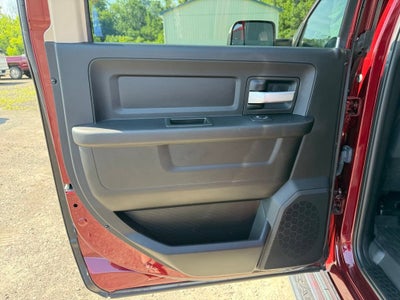 2019 RAM 2500 Tradesman Crew Cab 4x4 6'4" Box