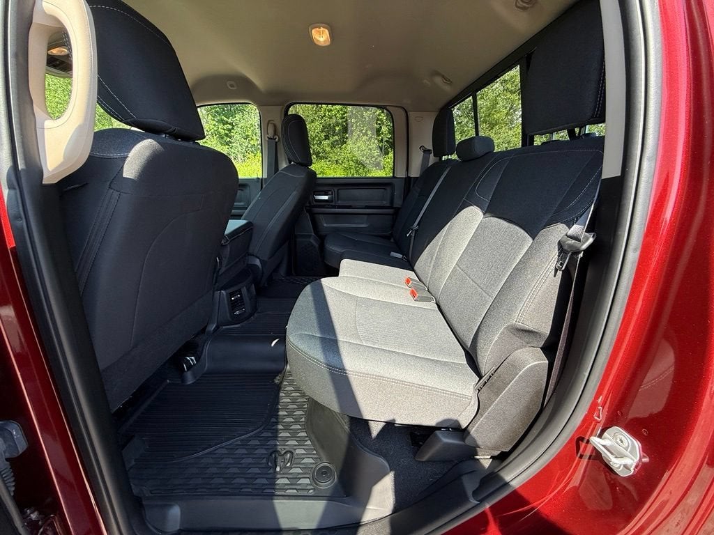 2019 RAM 2500 Tradesman Crew Cab 4x4 6'4" Box