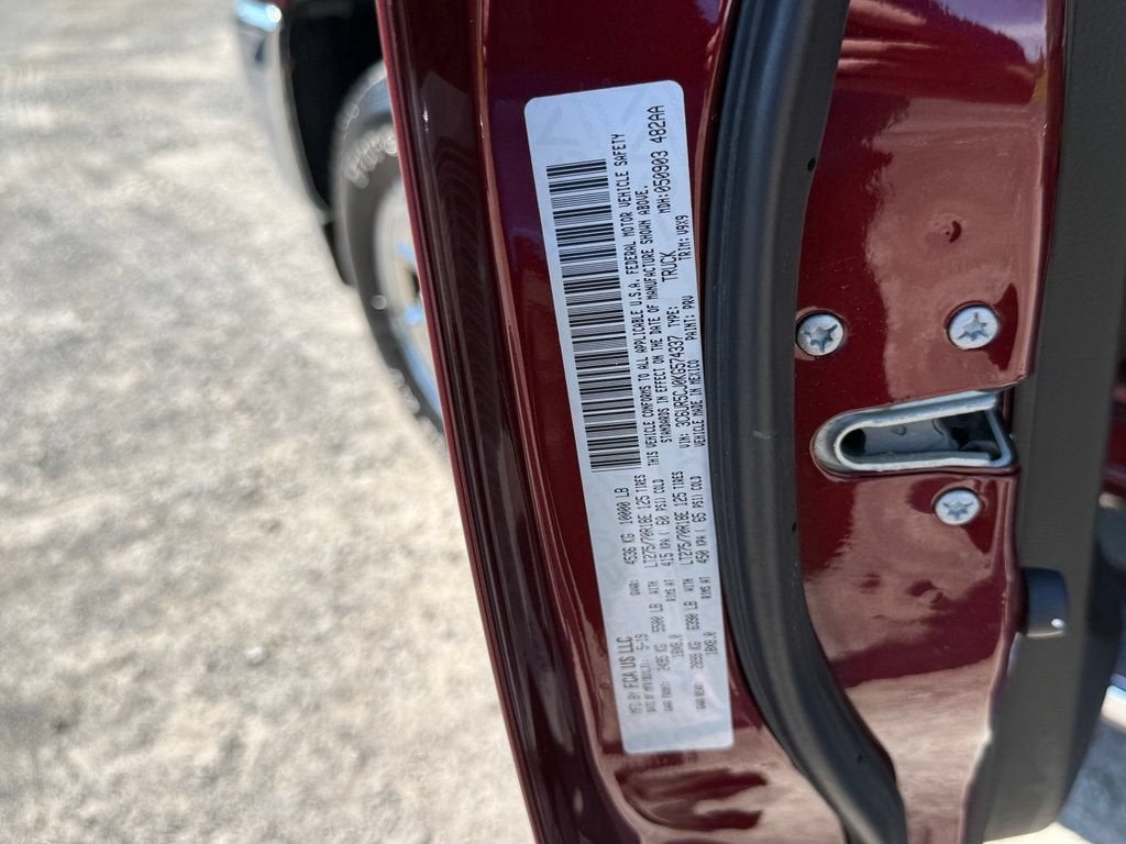 2019 RAM 2500 Tradesman Crew Cab 4x4 6'4" Box