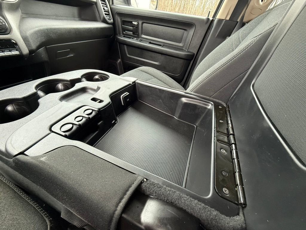 2020 RAM 2500 Tradesman Crew Cab 4X4 6'4" Box