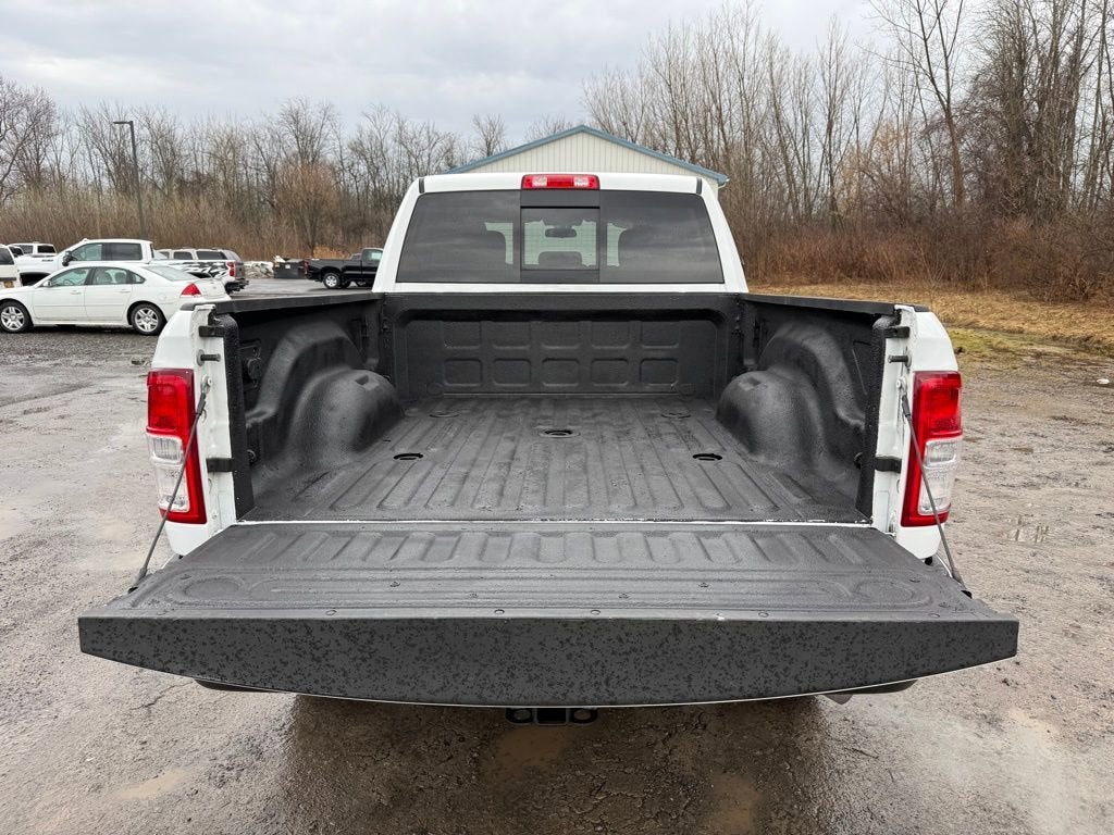 2020 RAM 2500 Tradesman Crew Cab 4X4 6'4" Box