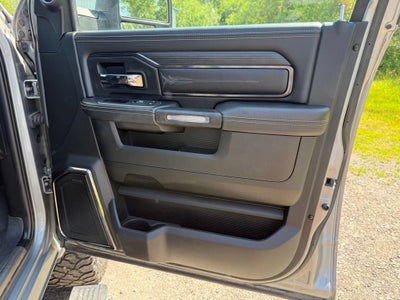 2024 RAM 2500 Limited Crew Cab 4x4 6'4" Box