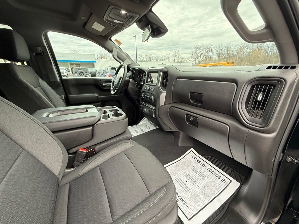 2024 Chevrolet Silverado 1500 Custom Trail Boss