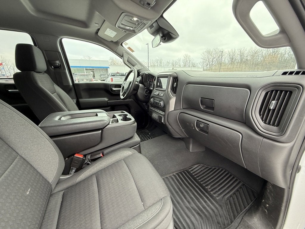 2022 Chevrolet Silverado 1500 Custom Trail Boss