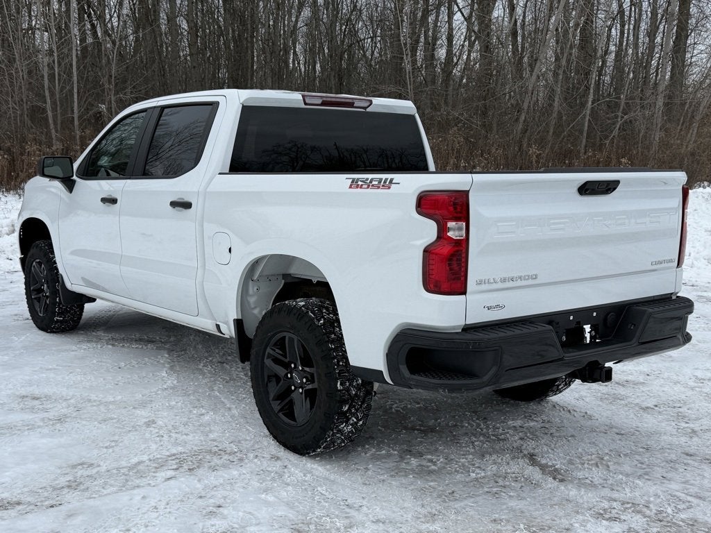 2022 Chevrolet Silverado 1500 Custom Trail Boss