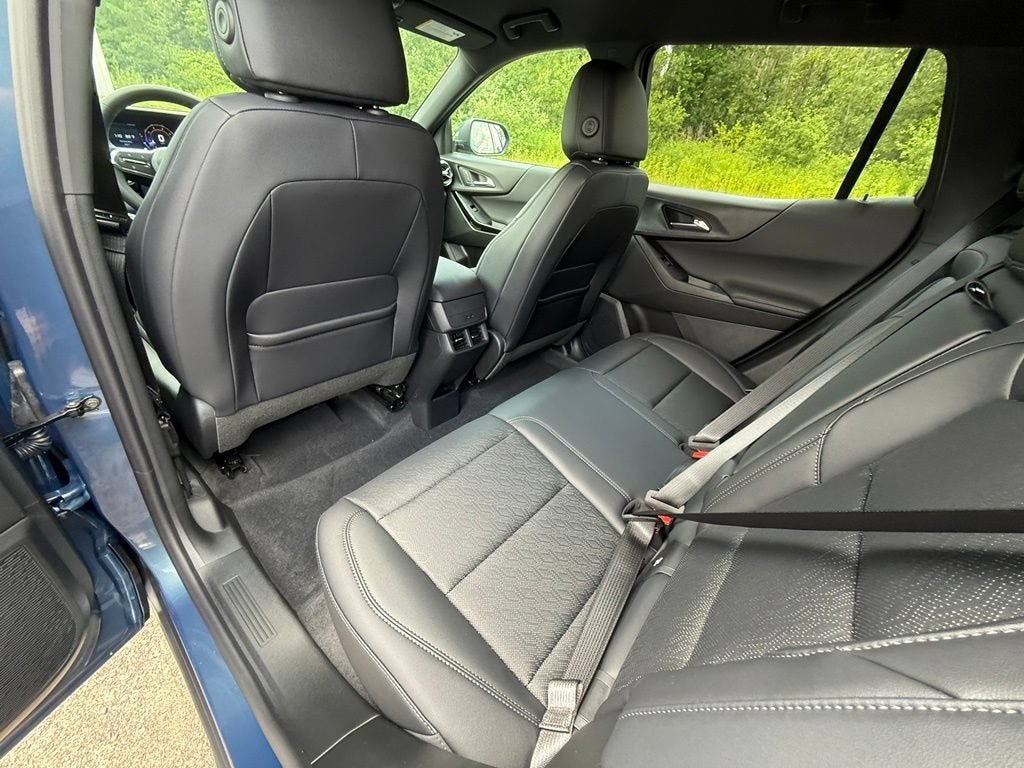 2027 Chevrolet Equinox AWD LT