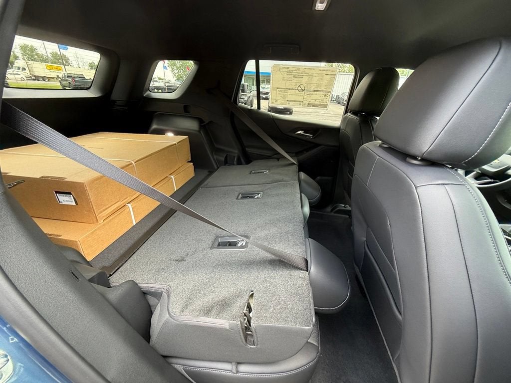2027 Chevrolet Equinox AWD LT