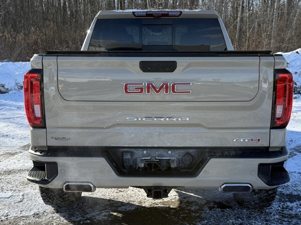 2022 GMC Sierra 1500 AT4