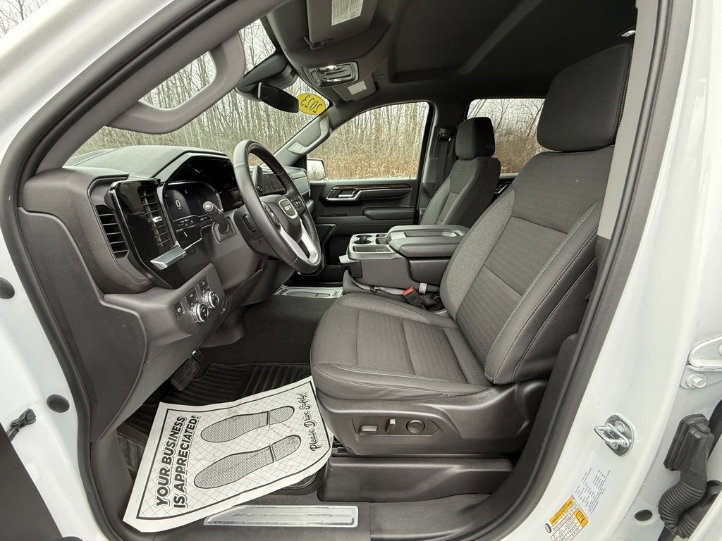 2023 GMC Sierra 1500 SLE