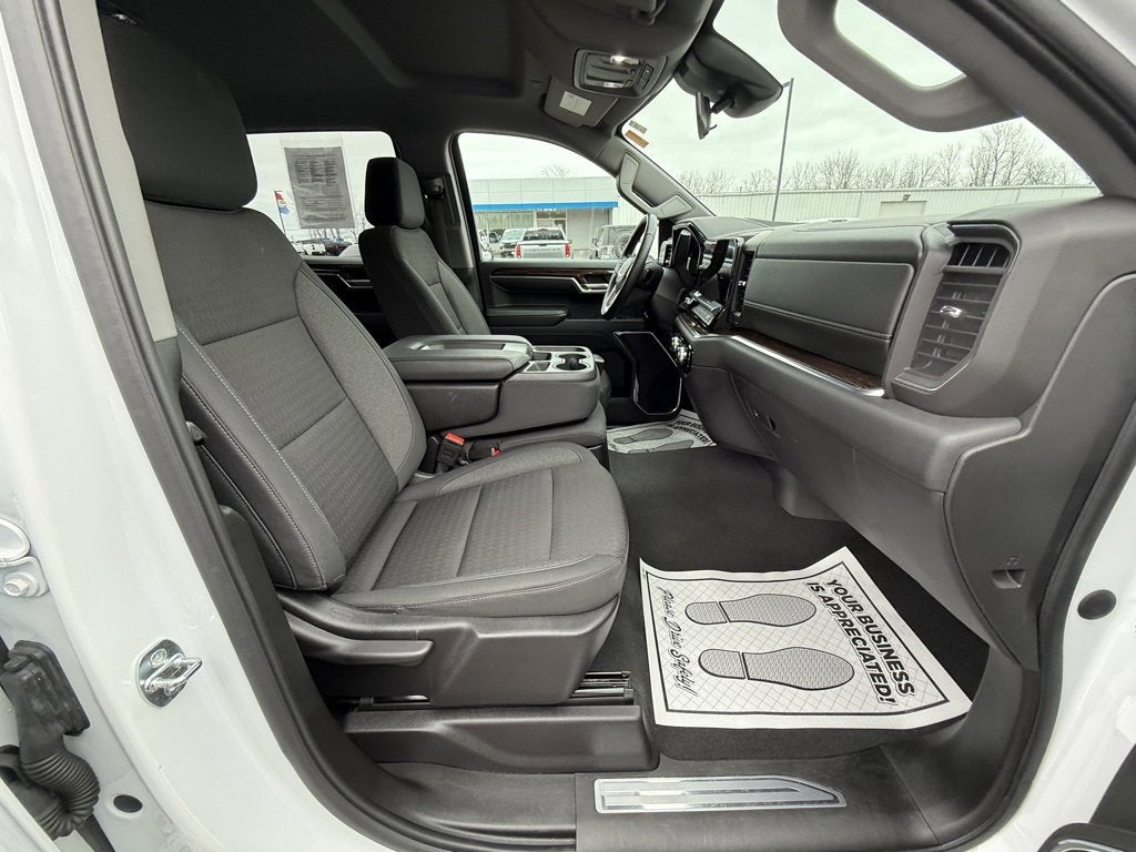 2023 GMC Sierra 1500 SLE