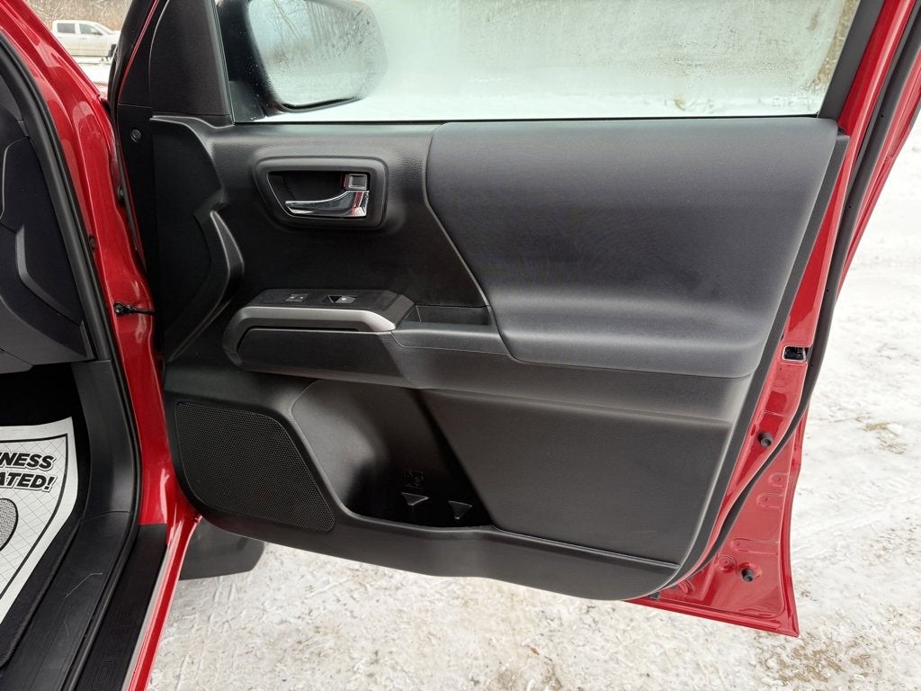 2021 Toyota Tacoma 4WD SR5