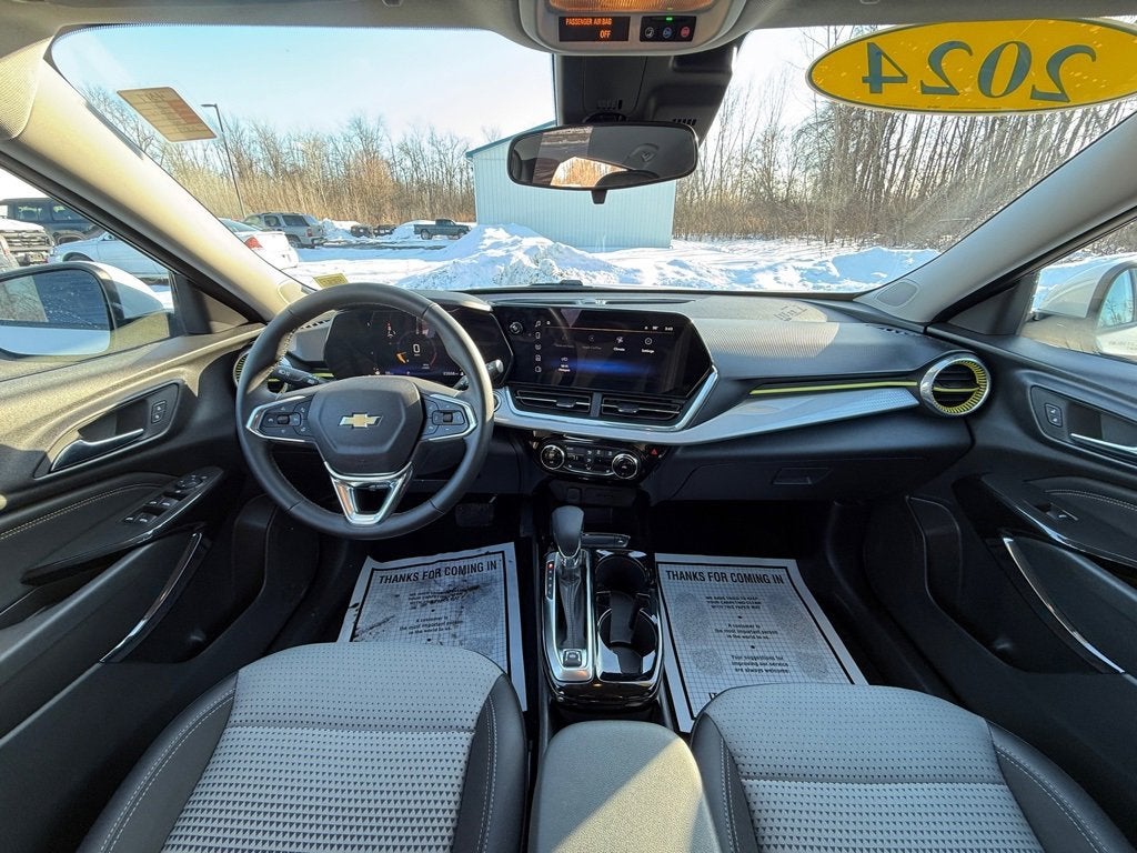 2024 Chevrolet Trax LT