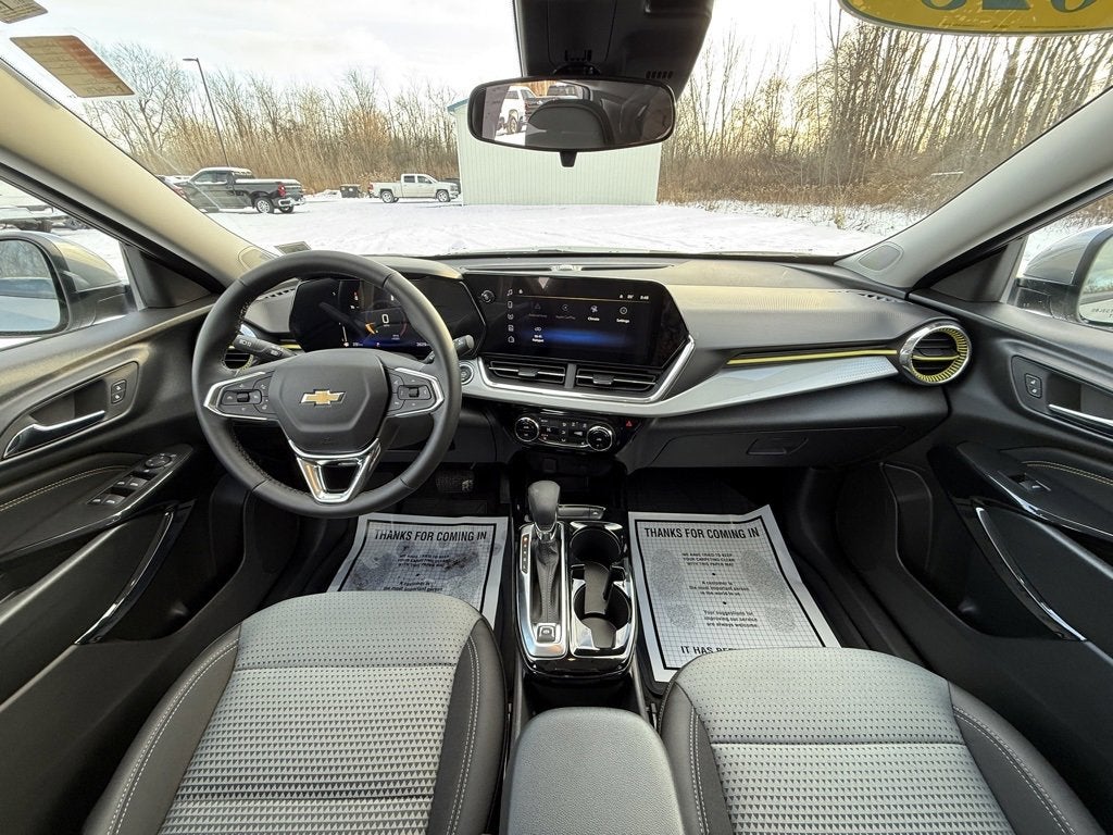 2025 Chevrolet Trax LT