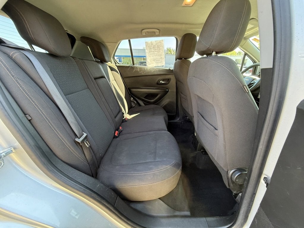 2022 Chevrolet Trax LS