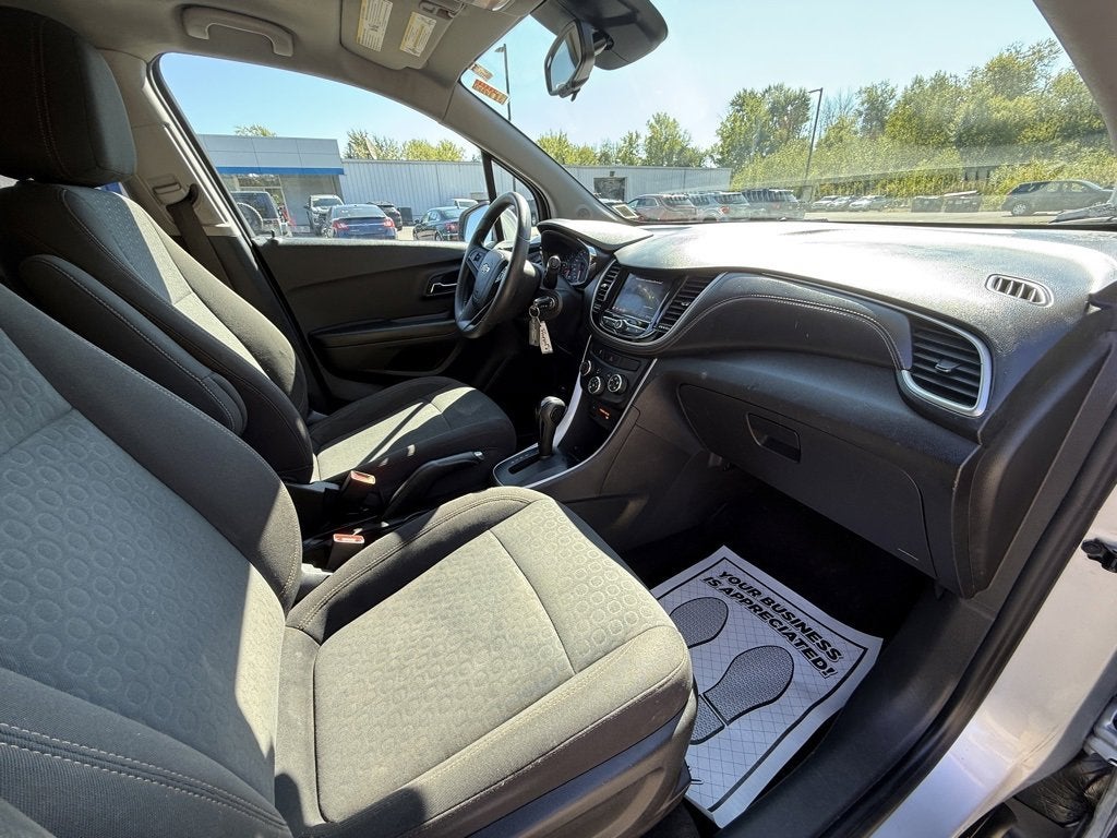 2022 Chevrolet Trax LS